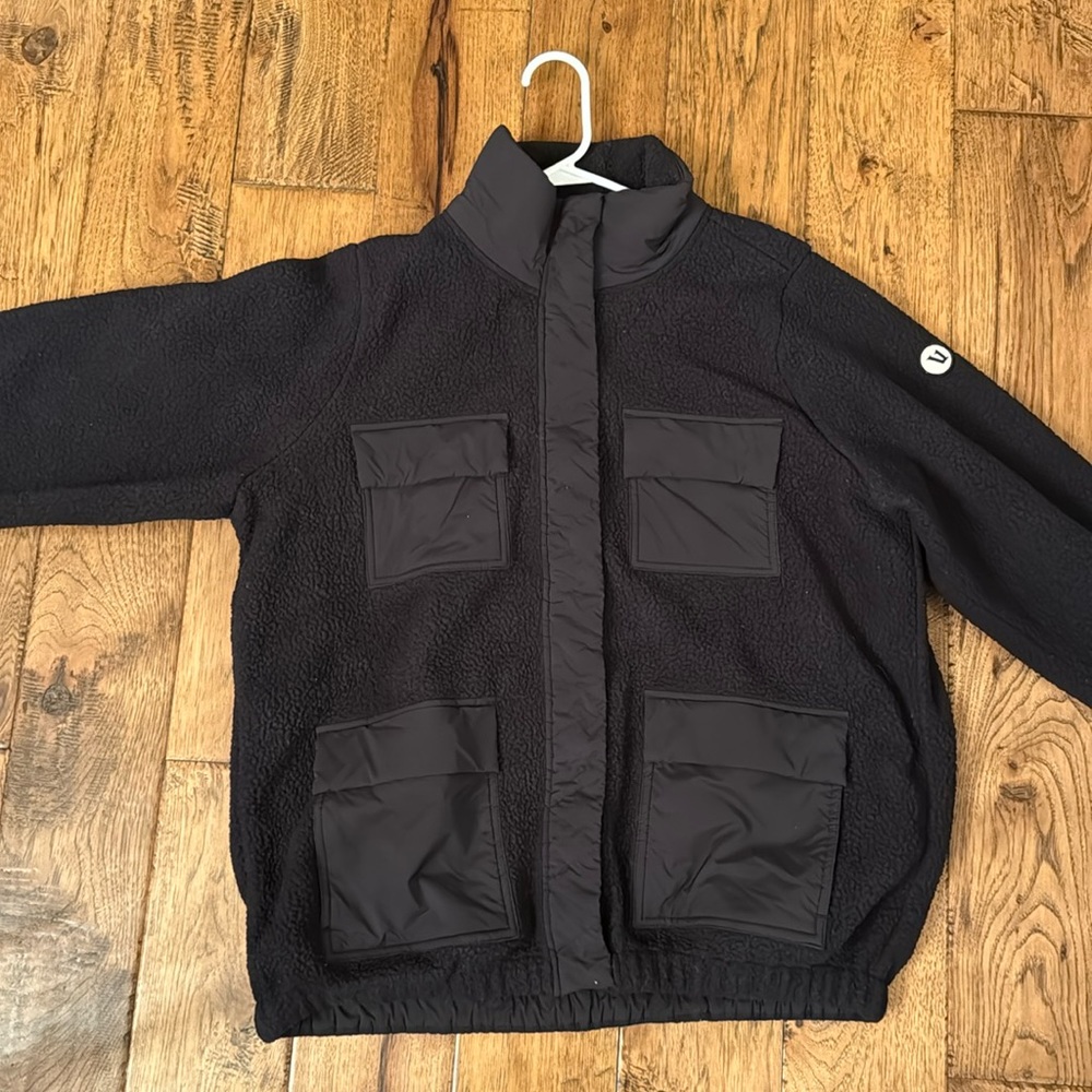 Vuori Cozy Sherpa Jacket size Medium